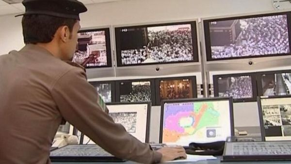 كاميرات مراقبة في الحرم المكي
