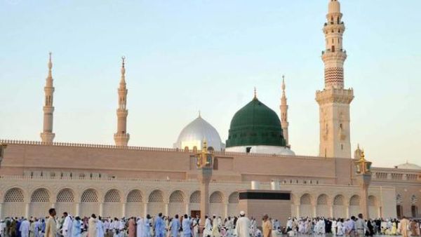 السر وراء إغلاق المساجد التاريخية بالمدينة المنورة!