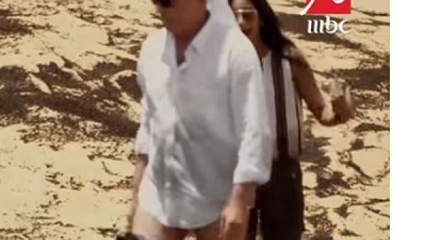 هجوم شديد على محمود حميدة بعد (خلع بنطاله)!