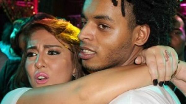 حمل مي كساب يضع (طلق صناعي) في ورطة