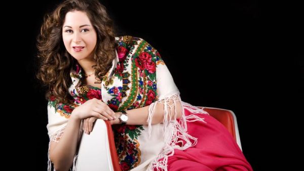الفنانة مي نور الشريف