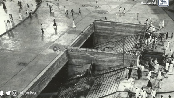 من صور حادثة اقتحام الحرم المكي عام 1979