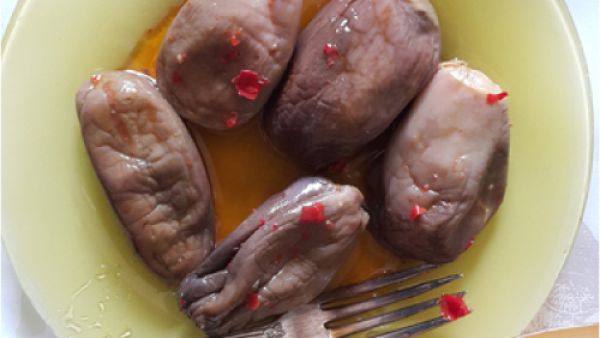طريقة عمل مكدوس الباذنجان