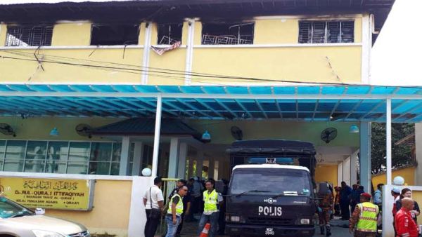 ربما قتلوا بسبب تنشق الدخان أو احتجزوا في الداخل بسبب الحريق 
