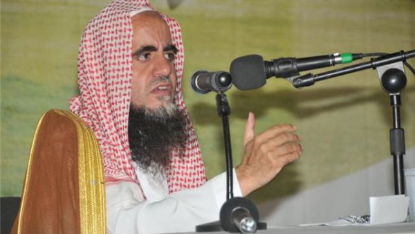 الرجل كله عوره الا وجهه وكفيه