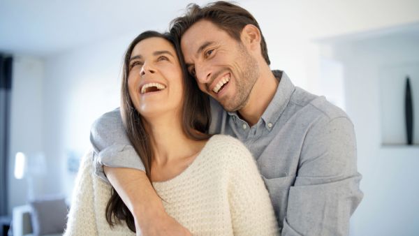مفتاح العلاقة السليمة هو العثور على ما يناسبك ويناسب شريك حياتك دون مقارنات مع أزواج آخرين