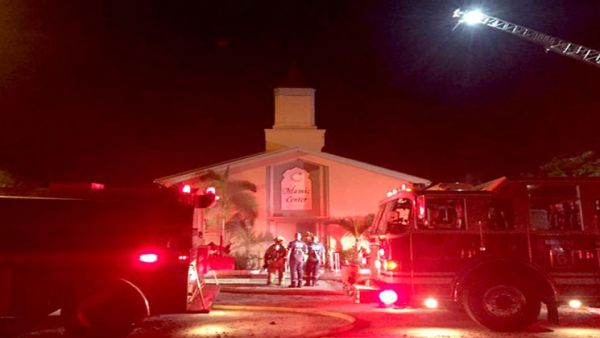 حريق بمسجد في فلوريدا الأمريكية والشرطة تشتبه أنه متعمد