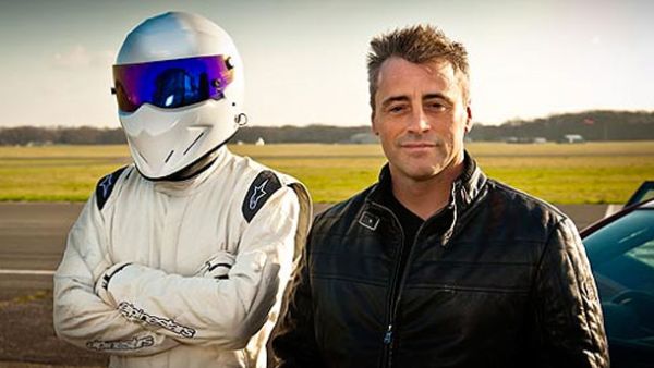 بطل مسلسل فرندز "جوي" ينضم إلى Top Gear!