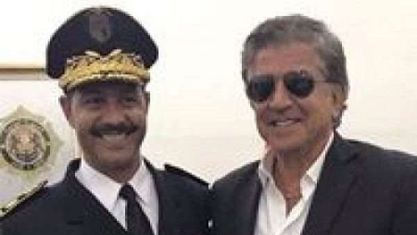 وليد توفيق يحيى حفلاً للمساجين التونسيين