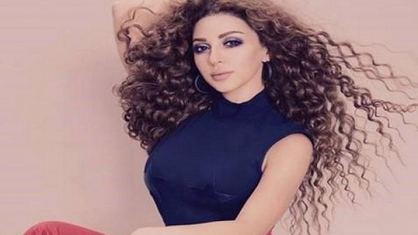 ميريام فارس تثير قلق جمهورها