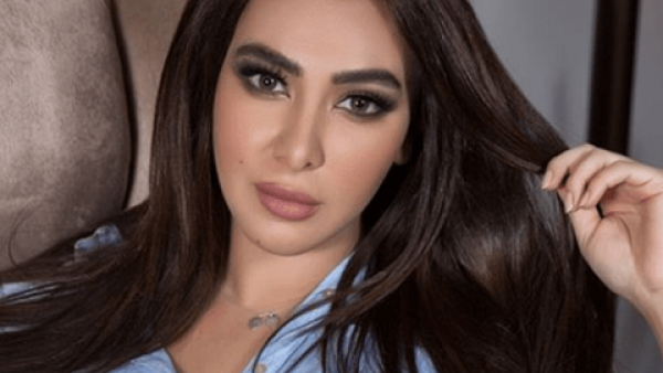 ميريهان حسين تخضع لجلسة تصوير (كاجوال) بمنتهى الجرأة