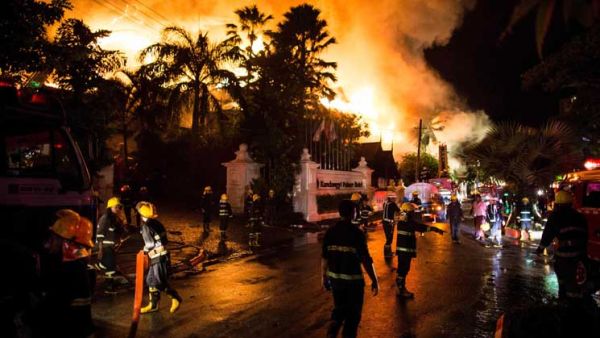 المبني في معظمه من الخشب، احترق بالكامل تقريبا 
