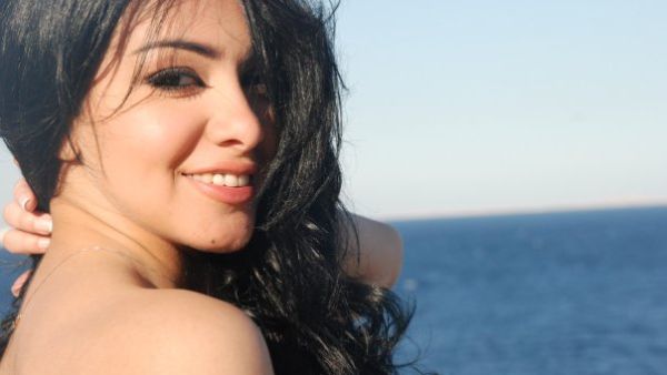 Egyptian actress Mirhan Hussein was arrested by Egyptian police on charges of driving under the influence. (Mojazeg.com)