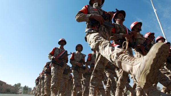 Yemeni Military Police march during a ceremony launching the first phase of combat and operations training of the year on January 8, 2014 in the Yemeni capital Sanaa. [AFP]