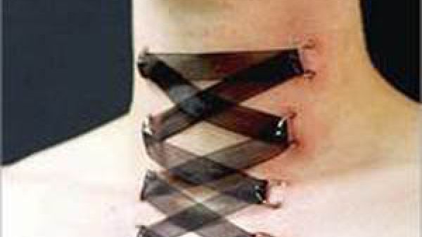 ثقوب الكورسيه- صرعة مجنونة