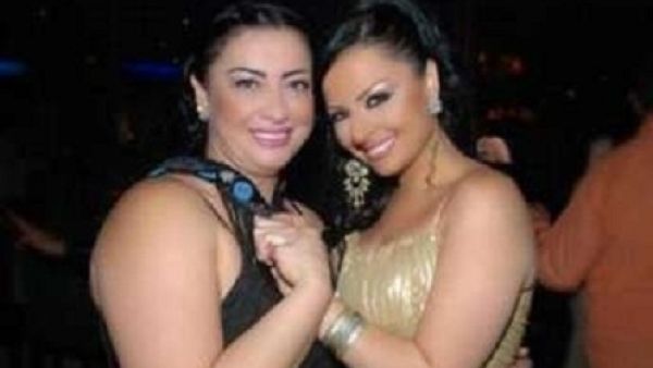 كطرزون وامها