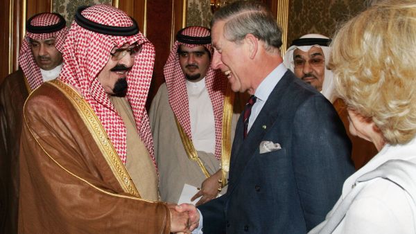 Behind closed palace doors a whole bed of dignitary and aide secrets could risk leaking across Arabian and British circles.