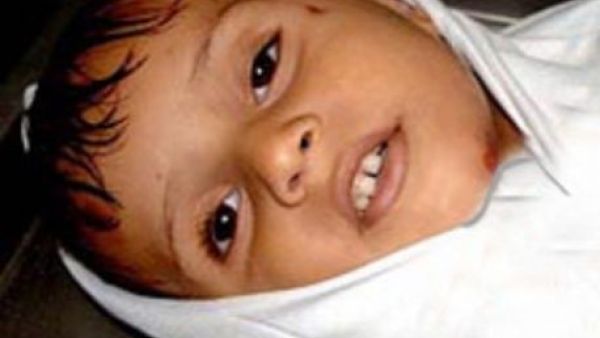 طفل شهيد .. في عينيه ادانة لقاتليه