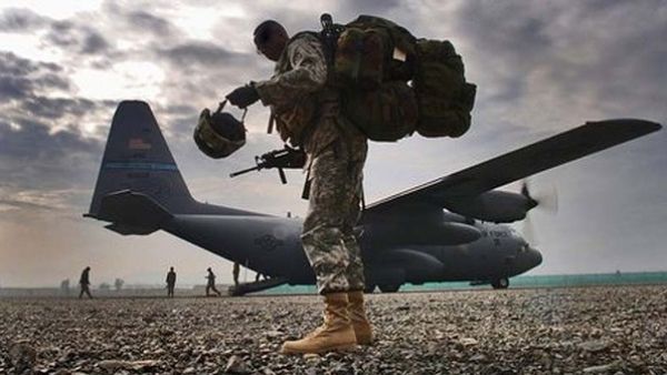 A U.S. soldier at Bargram Air Base, about 60km from Kabul. (Photo courtesy: U.S. Air Force)