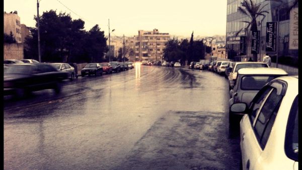 Jordanians and tourists will be able to take a bus tour of old Amman as part of an initiative launched by the Jordan Express Tourist Transportation Company (JETT). 
