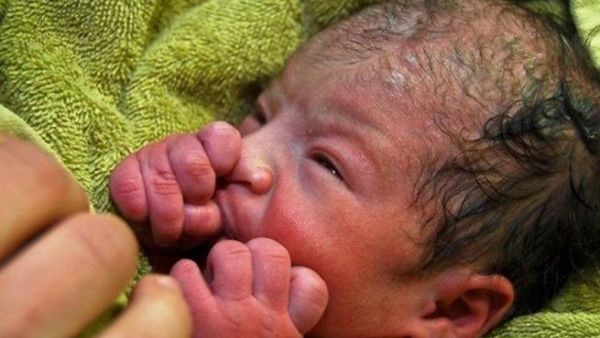 Baby Aria, the newborn mistaken for a roadside bomb
