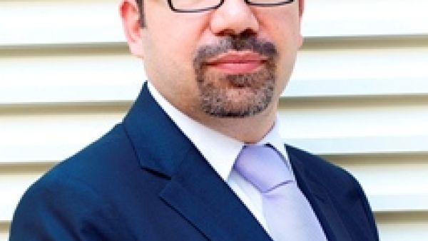 علي أحمر، المدير الإقليمي للمبيعات، عن منطقة الشرق الأوسط وشمال أفريقيا بشركة بروكيد للاتصالات علي أحمر، المدير الإقليمي للمبيعات، عن منطقة الشرق الأوسط وشمال أفريقيا بشركة بروكيد للاتصالات