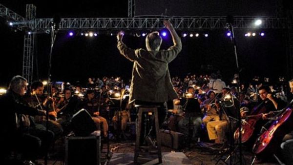 The Cairo Symphony Orchestra in full swing.