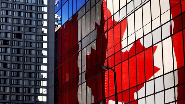 Canada the maple country of 'friendliness' and 'polite manner' has confirmed that it will not follow France's lead in banning the burqa.