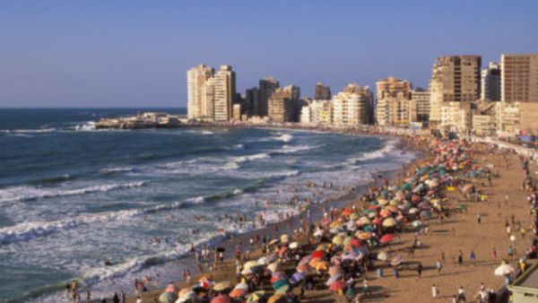 Tourism in Egypt continues to suffer over security concerns 