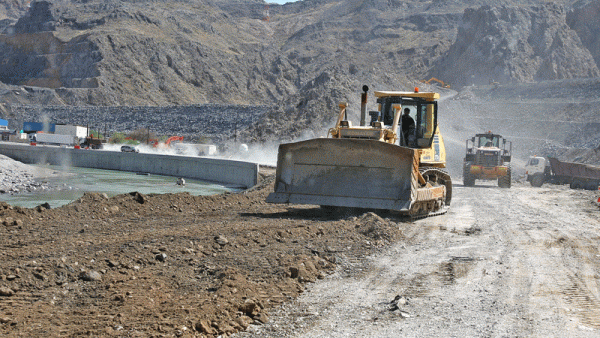 Ministry floats 11 tenders for Sharqiya internal roads
