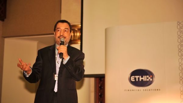 مبيد الجارحي، خبير مالي ورئيس التدريب في بنك الإمارات الإسلامي