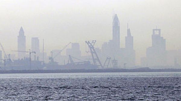 Dubai seen from USS Anzio (Source: Wikimedia/Public Domain/Matthew D. Leistikow)