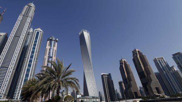 Dubai's twisted Cayan Tower (source: Wikimedia Commons)