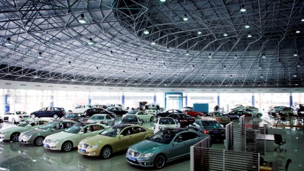 Mercedes-Benz Showroom and Service Center