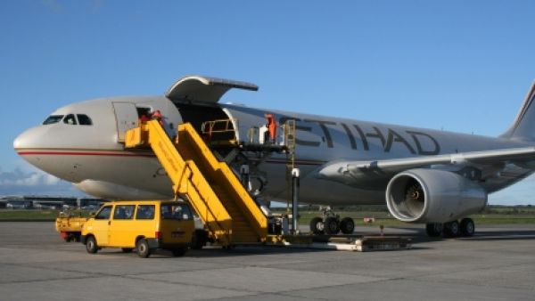 Etihad Airways said on Wednesday it has bought three pairs of Indian carrier, Jet Airways’ slots of London Heathrow airport slots