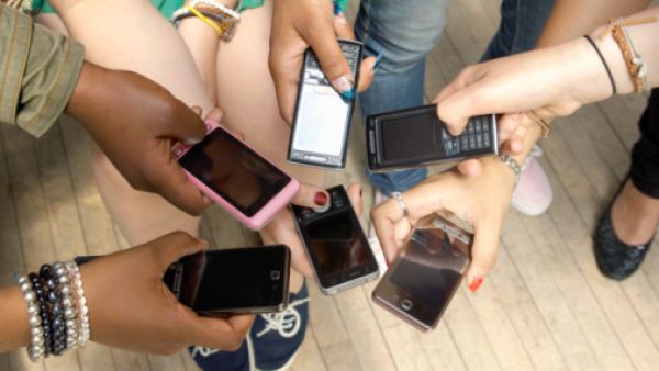 By 2018, Saudi Arabia's mobile data traffic is expected to reach the equivalent of 469 million text messages each second (File Archive) By 2018, Saudi Arabia's mobile data traffic is expected to reach the equivalent of 469 million text messages each second (File Archive)