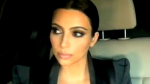 A still of Kim Kardashian's allegedly faked scene from the Dubai episode in 'Kourtney and Kim Take New York'