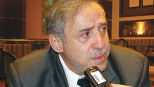 الحمصي: الاسد ينهار