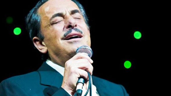 Melhem Barakat's songs have coincided many times with those of Najwa Karam, but he was not there for her in her time of grief. (Image: Facebook)