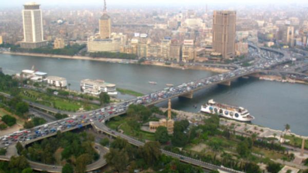 رفعت سلطات مطار القاهرة أمس الأحد درجة استعدادها وإعلان حالة الطوارئ القصوى مع بدء وصول وفود الدول المشاركة رفعت سلطات مطار القاهرة أمس الأحد درجة استعدادها وإعلان حالة الطوارئ القصوى مع بدء وصول وفود الدول المشاركة