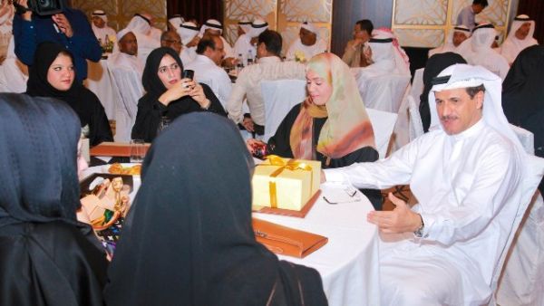 Al Mansoori directed employees to strengthen their knowledge base and to foster a culture of innovation and creativity Al Mansoori directed employees to strengthen their knowledge base and to foster a culture of innovation and creativity