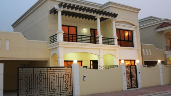 عملية توصيل الكهرباء لمنزل في سار سنترال