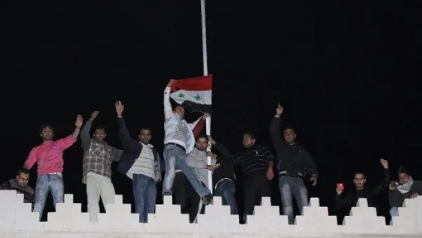 مراقبون: سورية تحاول ارضاء الجامعة بتعاملها مع المراقبين