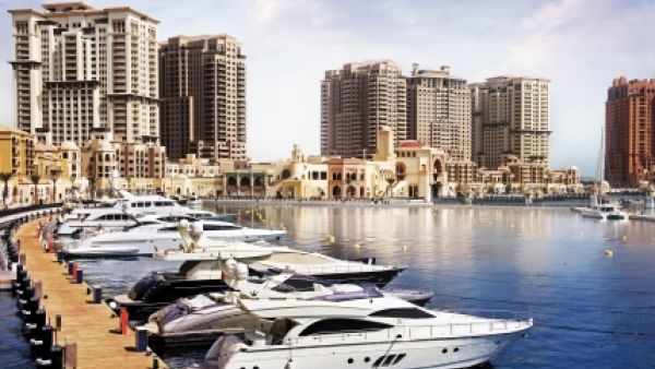 تحتضن قطر حالياً ثالث أكبر مجموعة من الفنادق في المنطقة، حيث تضم على الأقل حالياً 19 فندقاً وحوالي 5544 غرفة فندقية قيد الإنشاء 