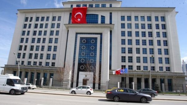 To prop up the lira, the central bank said on December 24 it will sell at least $6bn in auctions through the end of January and make it more costly for lenders to park foreign currencies in the bank’s coffers. 