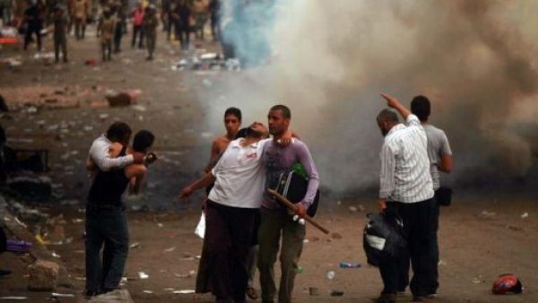 تمديد حظر التجول في محيط وزارة الدفاع في القاهرة 