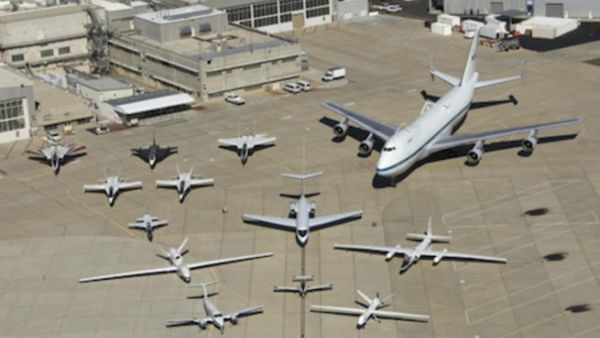 The total number of passengers in November rose by 0.31 percent with a 0.08 percent increase in incoming passengers but a 0.05 percent decrease in departing passengers compared to November 2010, the report said