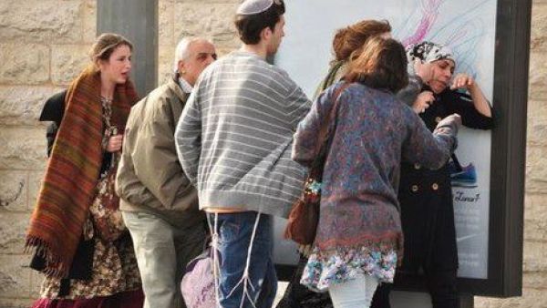 اعتداء يهوديات على امراة عربية