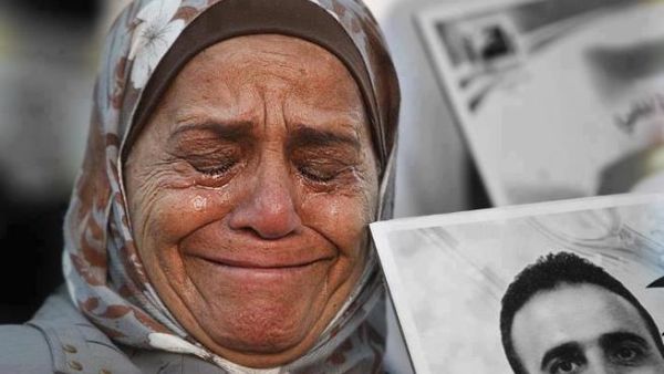 الاسرى يصعدون 