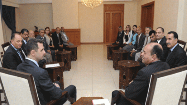 الأسد يؤكد ثبات بلاده في مواجهة "الارهاب" بموازاة الحل السياسي
